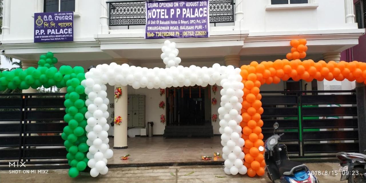 Hotel Pp Palace Puri Exterior foto